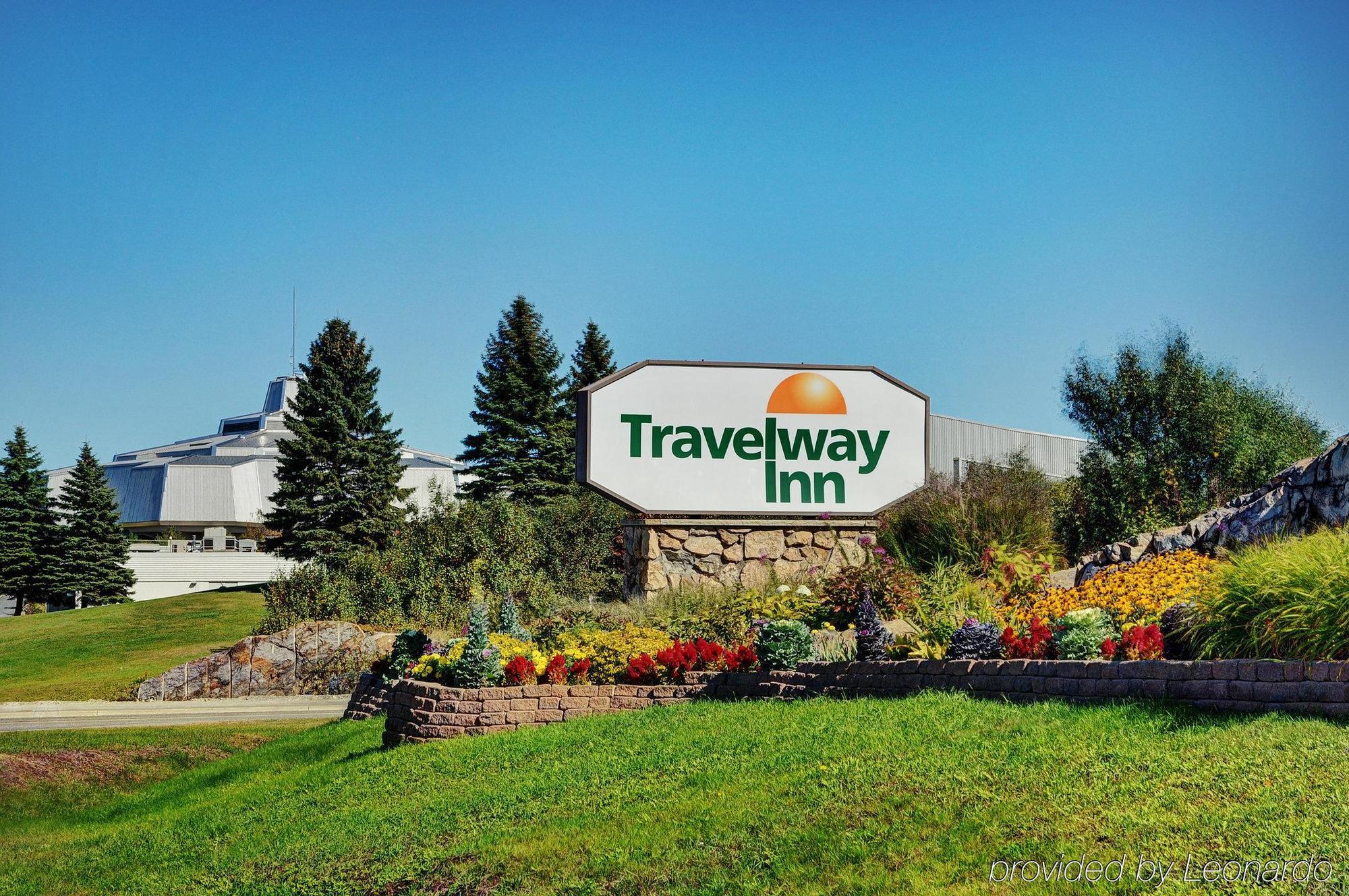 Travelway Inn Sudbury Exterior photo
